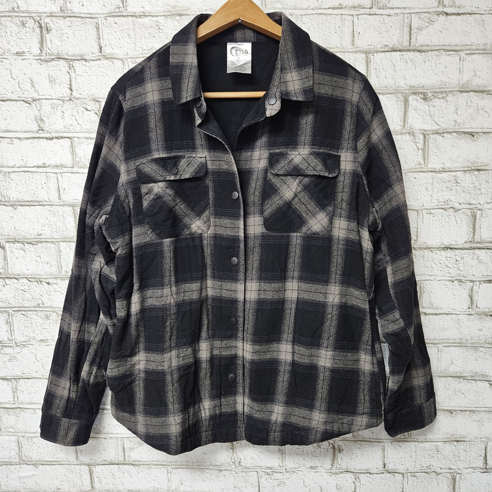 Zyia Active Women's Fleece Lined Flannel Button Up Shirt Size L